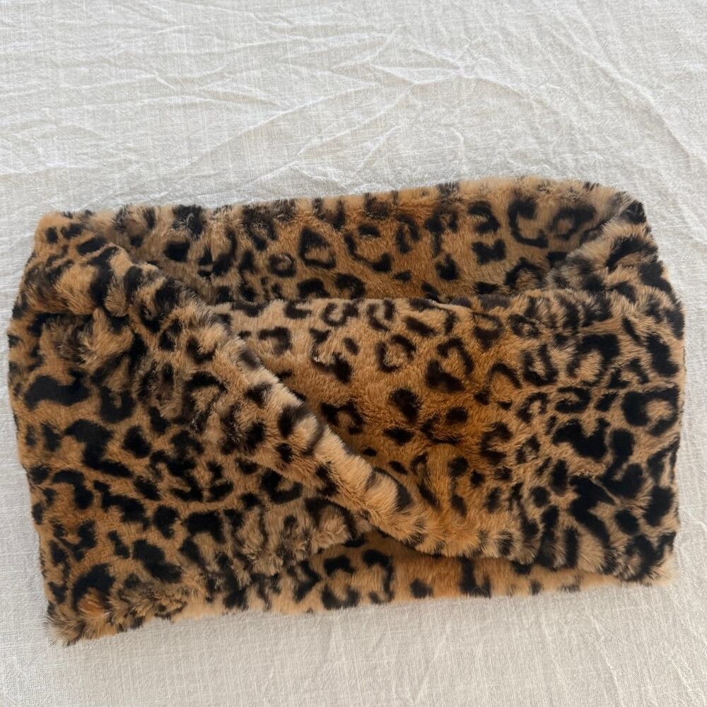La Fiorentina | faux fur leopard neck warmer snood winter infinity scarf | OS